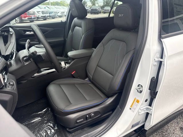 New 2026 Buick Envista Sport Touring w/ Convenience I Package FWD image 12