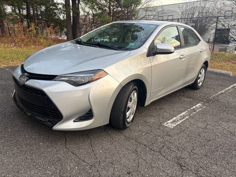 Used 2017 Toyota Corolla L image 1
