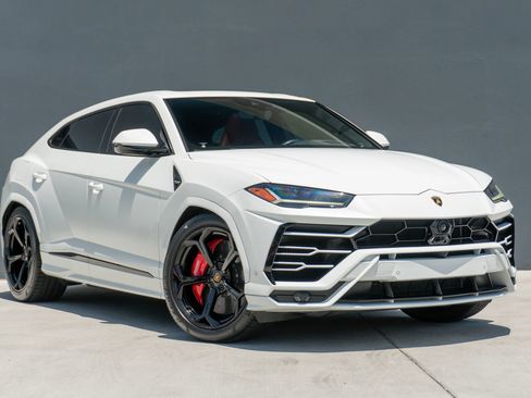Used 2020 Lamborghini Urus AWD/4WD image 5