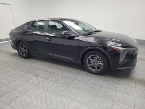 Used 2025 Kia K4 FWD image 11