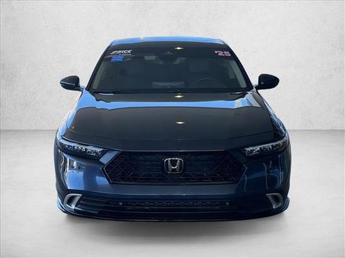 Used 2025 Honda Accord Touring image 7