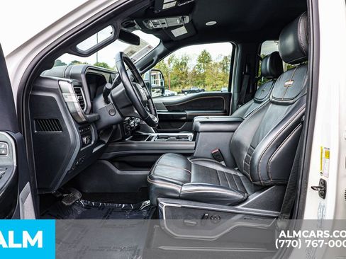 Used 2024 Ford F250 Platinum image 19