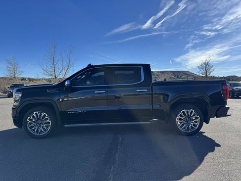 Used 2023 GMC Sierra 1500 Denali Ultimate image 2