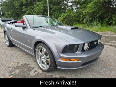 Used 2007 Ford Mustang GT RWD image 8
