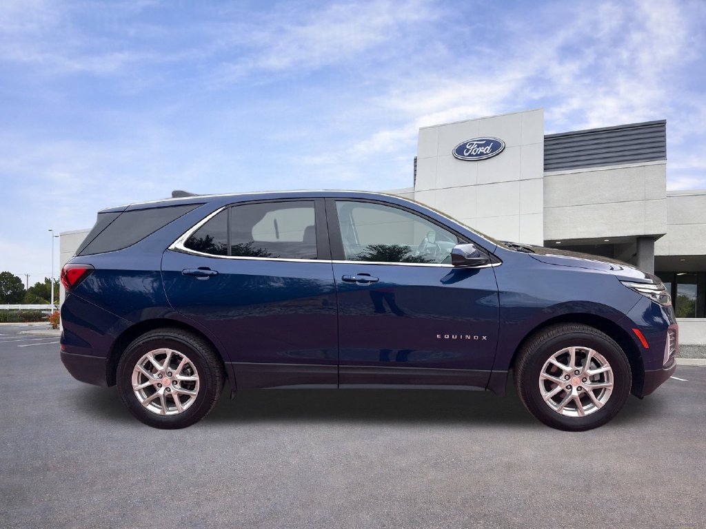Used 2022 Chevrolet Equinox LT AWD/4WD image 10