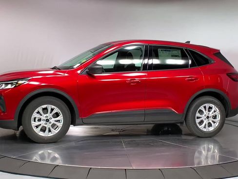 Used 2025 Ford Escape Active image 5