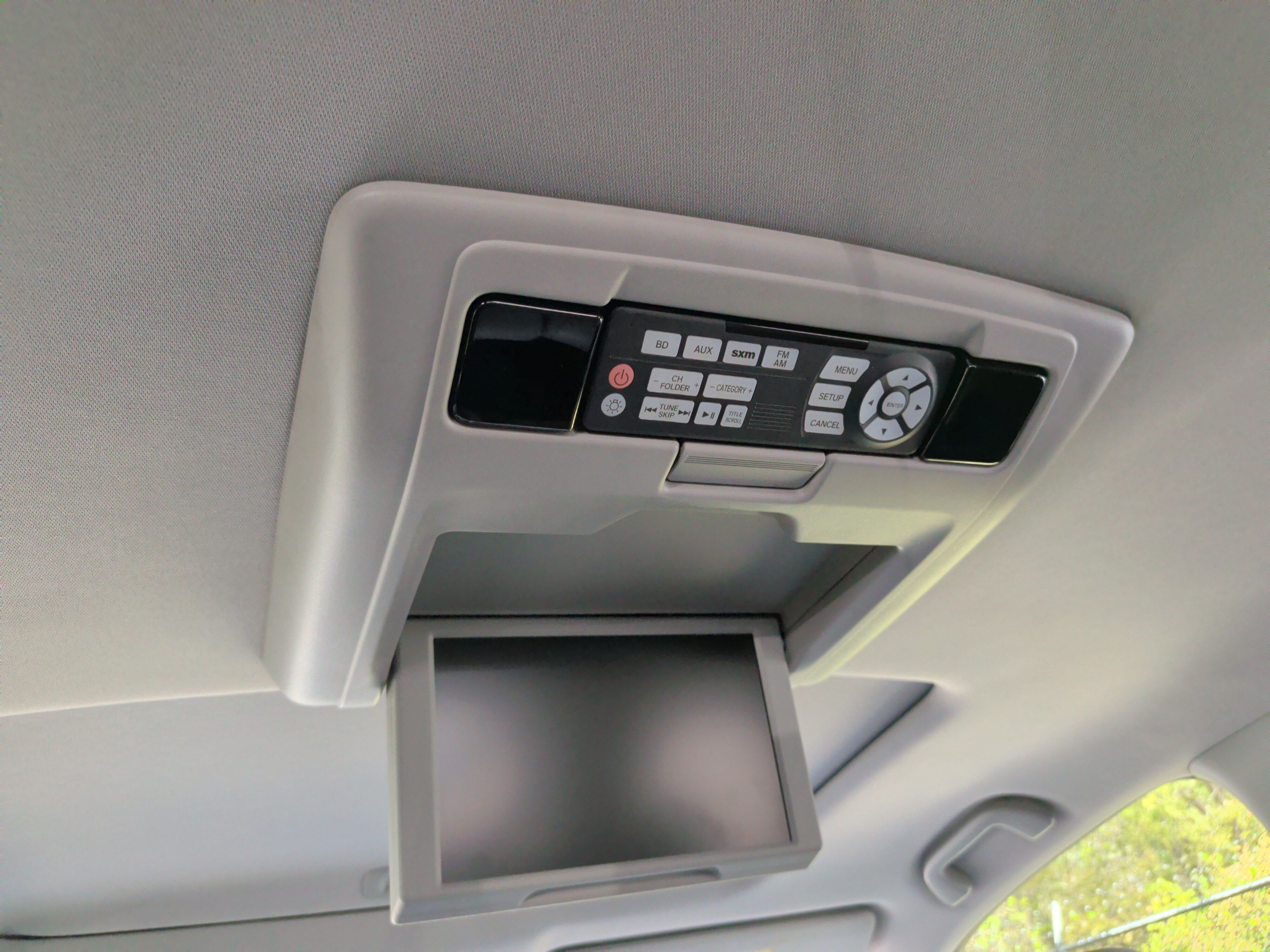 Used 2016 Honda Pilot Touring image 32