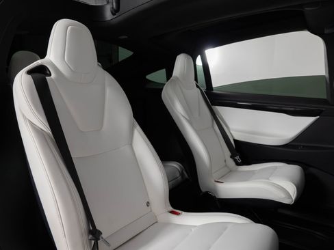 Used 2020 Tesla Model X Long Range image 27