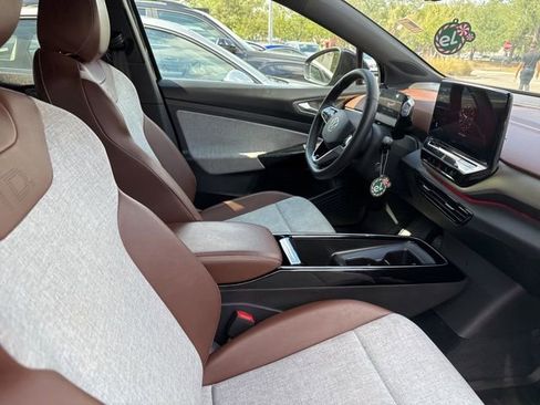 Used 2023 Volkswagen ID.4 Pro RWD image 13