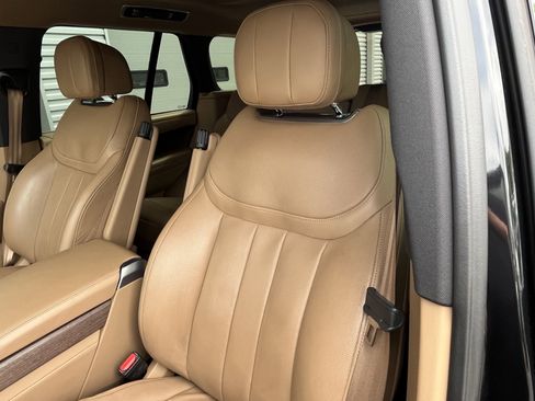 Certified 2024 Land Rover Range Rover SE AWD/4WD image 15