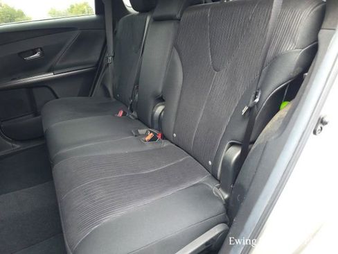 Used 2013 Toyota Venza LE image 7