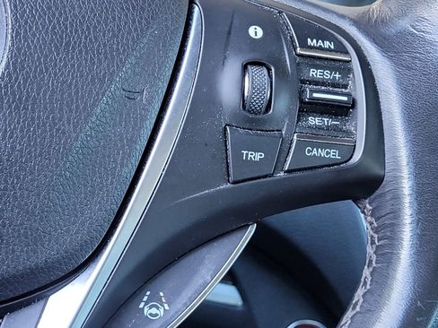 Used 2017 Acura TLX w/ Technology Package FWD image 31