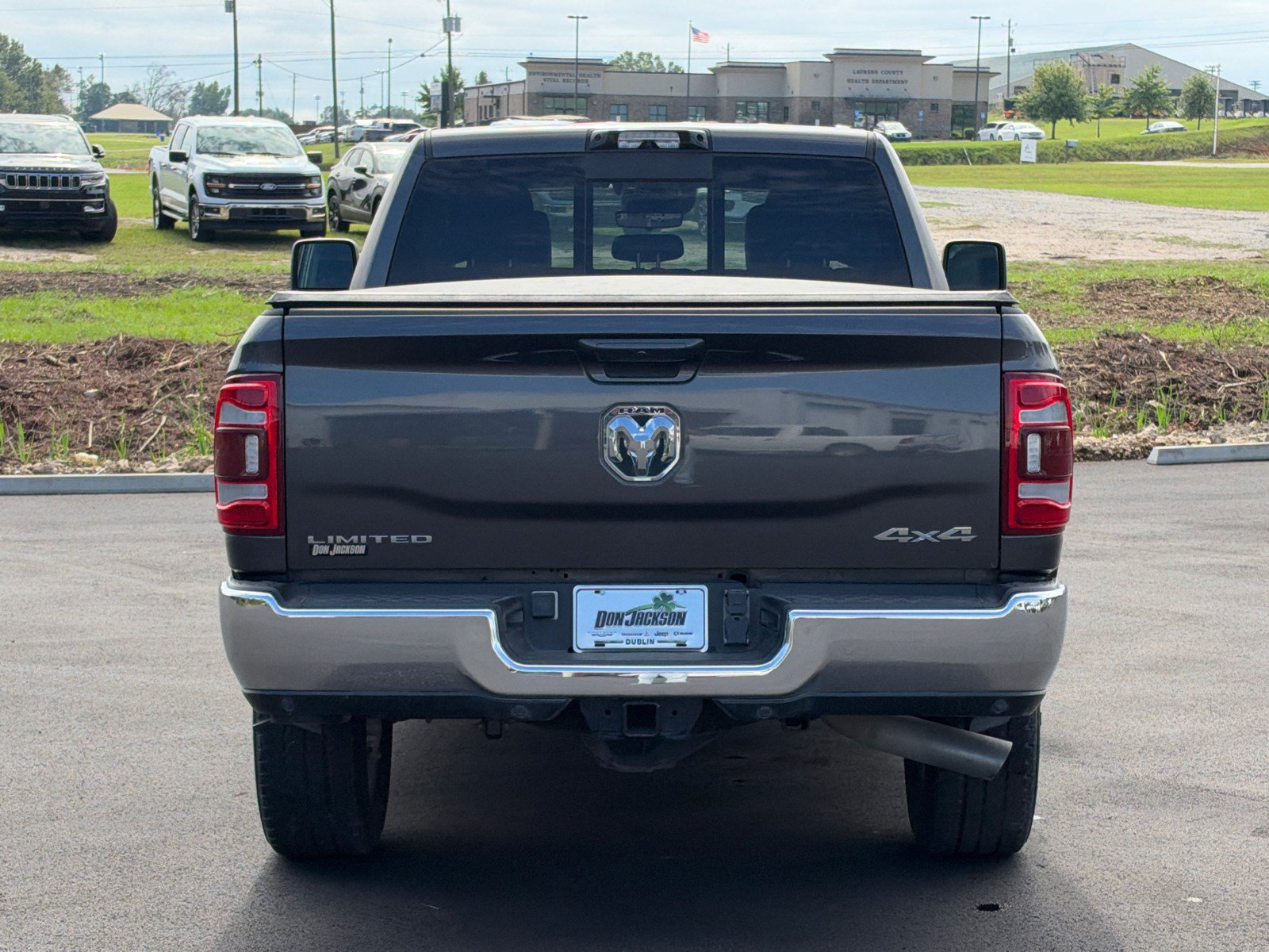 Used 2024 RAM 3500 Limited AWD/4WD image 6