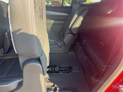 New 2026 Buick Enclave Sport Touring w/ Power Package image 34