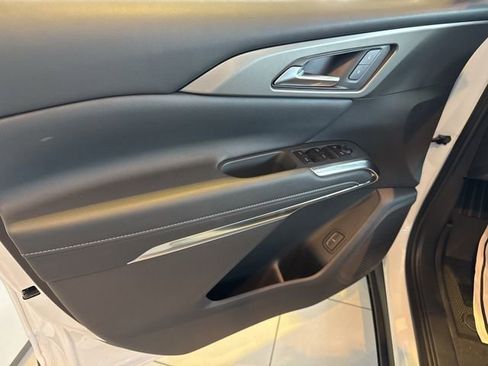 New 2026 Chevrolet Traverse LT w/ Sun and Wheel Package image 6