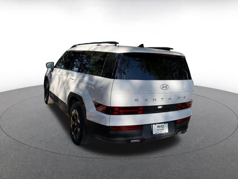 Used 2025 Hyundai Santa Fe SEL image 5