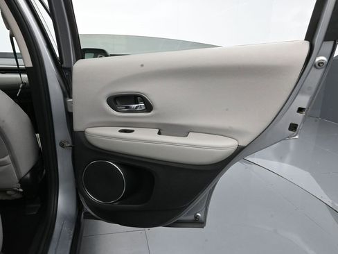 Certified 2017 Honda HR-V EX image 38