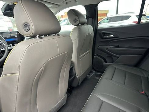 New 2026 Chevrolet Trax ACTIV w/ Driver Confidence Package image 23