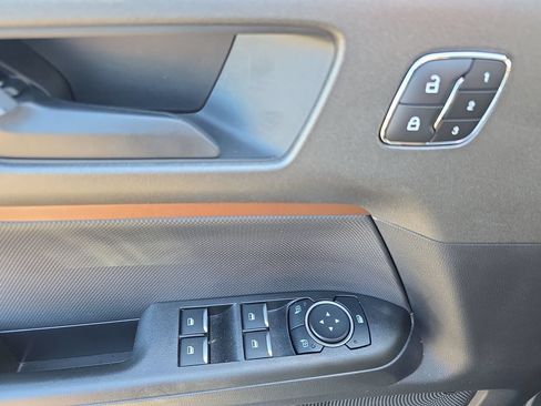 Used 2025 Ford Bronco Sport Outer Banks w/ Outer Banks Tech Package+ AWD/4WD image 18