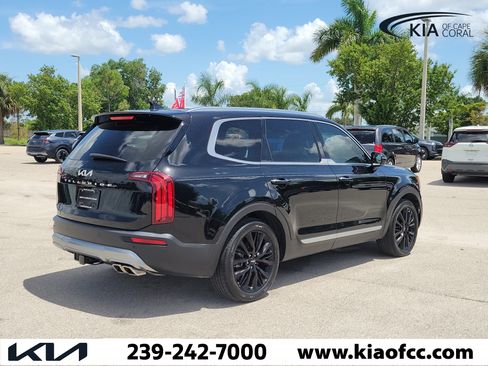 Certified 2022 Kia Telluride SX w/ Towing Package FWD image 6