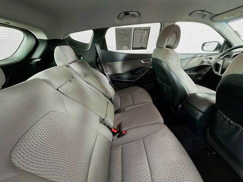 Used 2017 Hyundai Santa Fe Sport FWD image 25