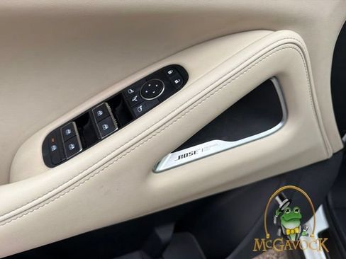 Used 2023 INFINITI QX60 Sensory w/ Vision Package AWD/4WD image 9