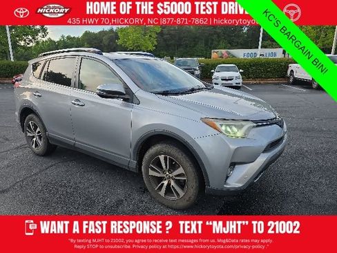 Used 2018 Toyota RAV4 XLE FWD image 1