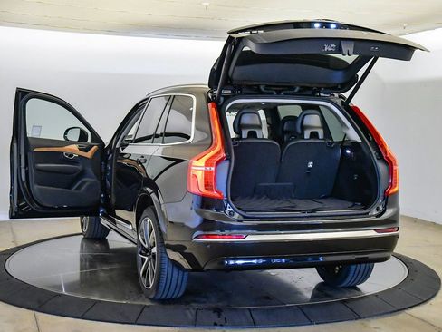 Certified 2024 Volvo XC90 B6 Plus image 27