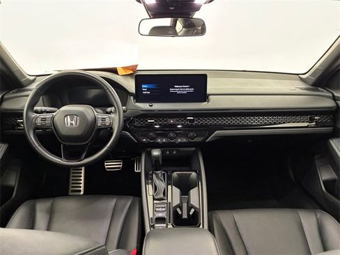Used 2024 Honda Accord Sport image 19