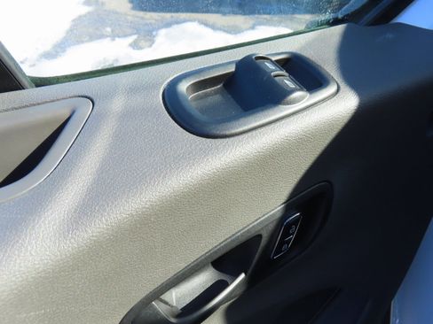 Used 2023 Ford Transit 350 XLT image 6