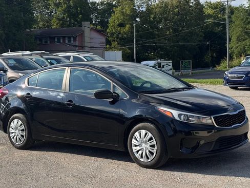 Used 2018 Kia Forte LX FWD image 5