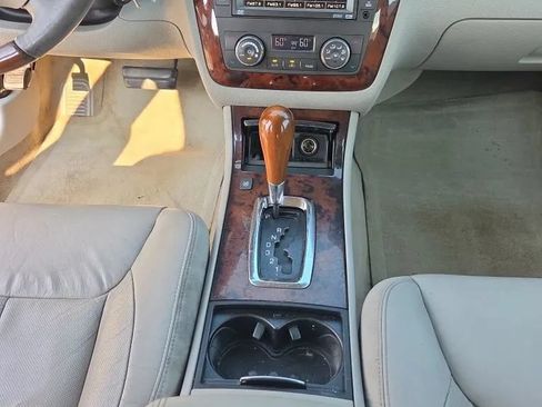 Used 2007 Cadillac DTS Performance FWD image 14