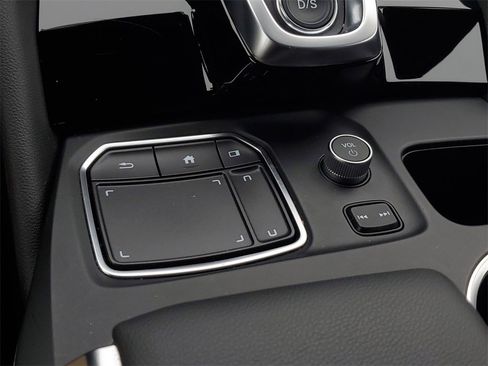 Certified 2024 Acura MDX FWD image 29