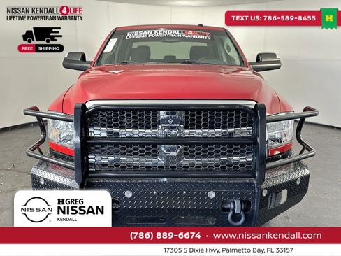 Used 2018 RAM 2500 Tradesman w/ Chrome Appearance Group image 4