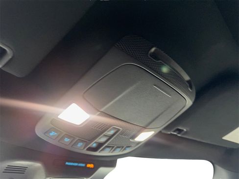 Used 2022 Ford Expedition Max Limited image 81