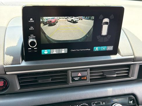 Used 2025 Honda Pilot Touring image 15