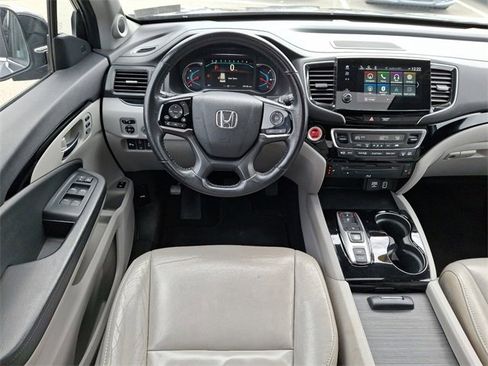 Certified 2021 Honda Pilot Touring image 8