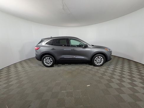 Used 2022 Ford Escape SE w/ Convenience Package image 4