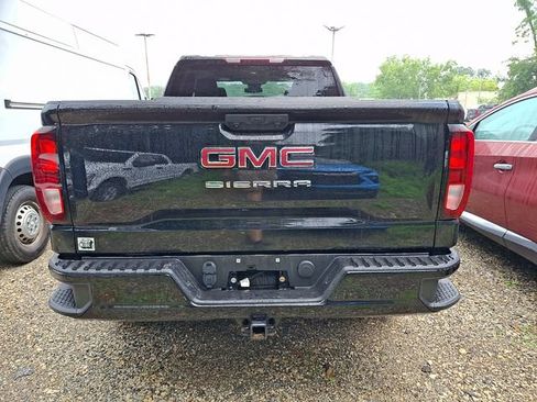 Used 2023 GMC Sierra 1500 Pro w/ Graphite Edition AWD/4WD image 5