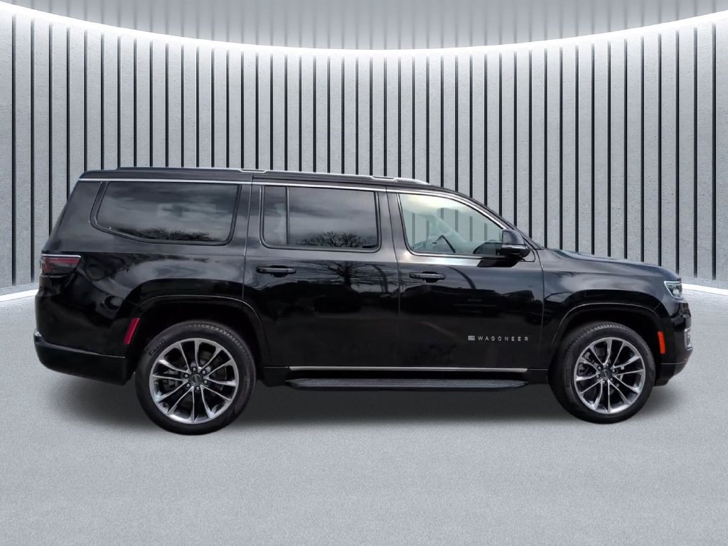 Used 2024 Jeep Wagoneer Series II w/ Premium Group I AWD/4WD image 5