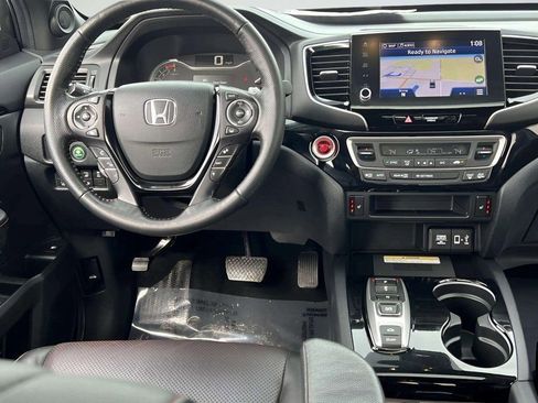 Used 2021 Honda Ridgeline Black Edition image 17