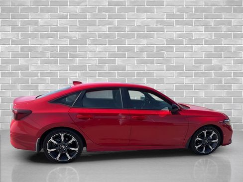Used 2025 Honda Civic Sport Touring image 3
