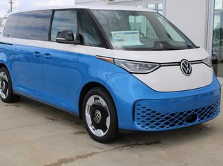 New 2025 Volkswagen ID. Buzz Pro S video 1