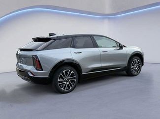 New 2025 Cadillac Optiq Sport 1 video 3