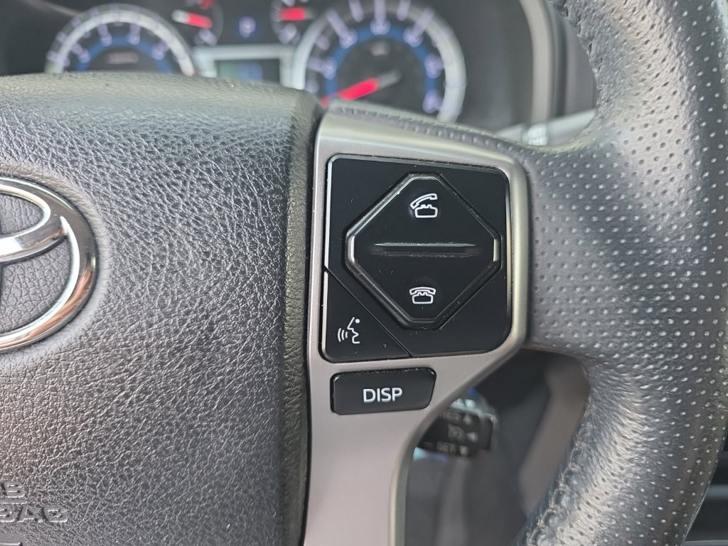 Used 2019 Toyota 4Runner SR5 AWD/4WD image 18