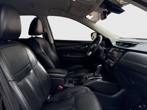 Used 2019 Nissan Rogue SL FWD image 36
