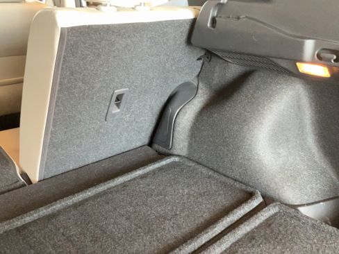 Used 2021 Nissan Rogue Sport SL w/ Premium Package FWD image 34