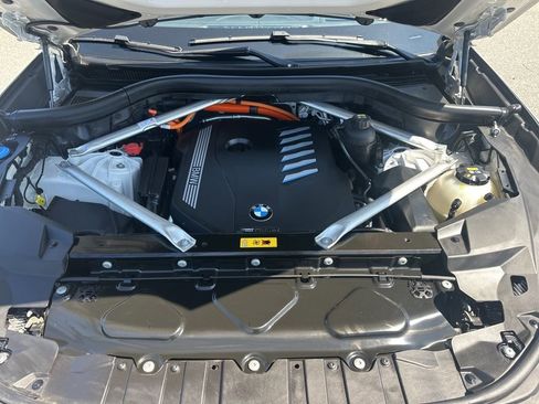 Used 2022 BMW X5 xDrive45e w/ Luxury Seating Package image 35