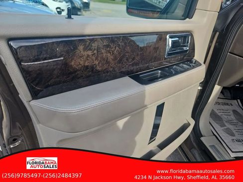 Used 2015 Lincoln Navigator 2WD image 12