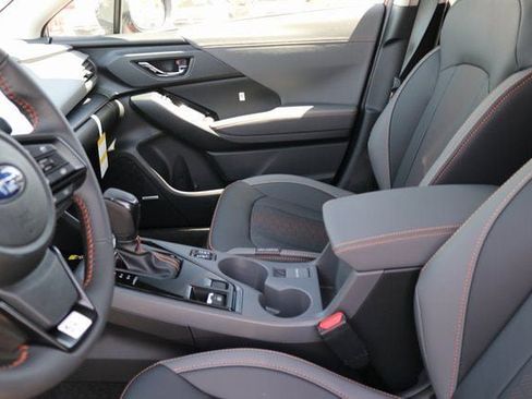 Used 2025 Subaru Crosstrek 2.5i Limited w/ Crosstrek Mirror Package image 24